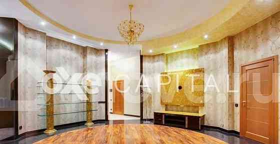 4-комн. квартира, 220 м2, 3/17 эт. Москва