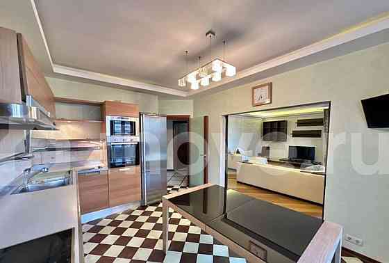 4-комн. квартира, 132 м2, 19/25 эт. Москва