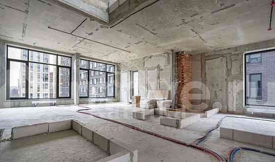 5-комн. пентхаус, 240 м2, 5/6 эт. Москва