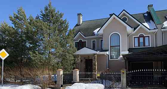 Таунхаус, 286 м2, 6 соток, 3 эт. Истра