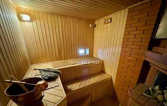 Дом, 400 м2 Москва