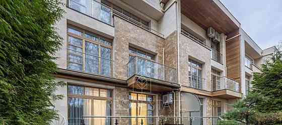 Таунхаус, 280 м2, 2.87 сотки, 3 эт. Истра