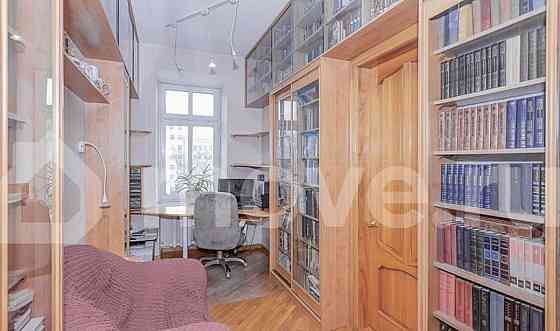 Квартира, 246 м2, 3/6 эт. Москва