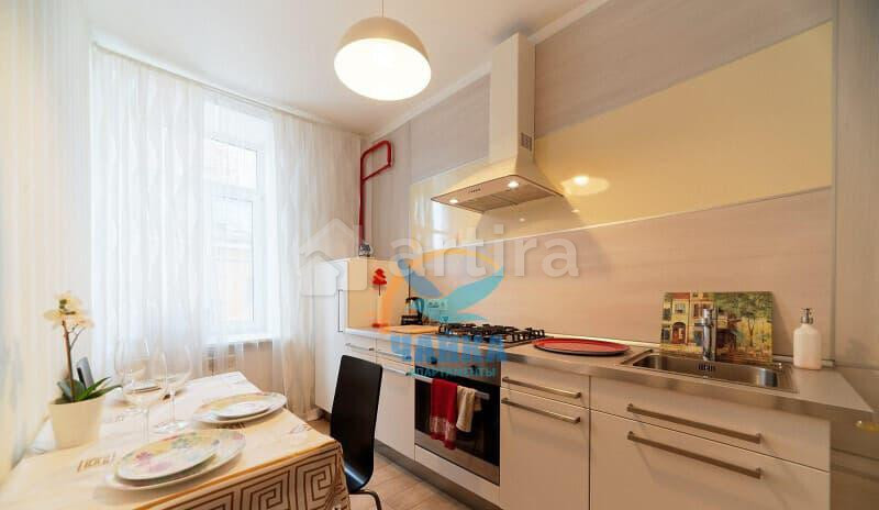 2-комн. квартира, 58 м2, 3/5 эт. Санкт-Петербург - изображение 2