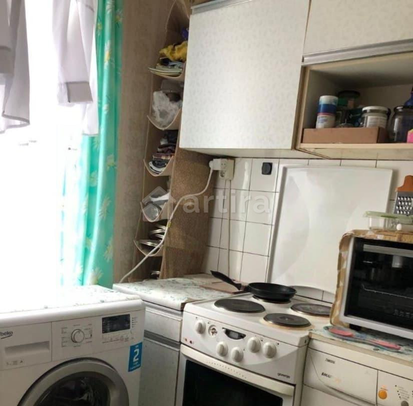 Комната, 10.1 м2, 1/9 эт. Москва - изображение 1