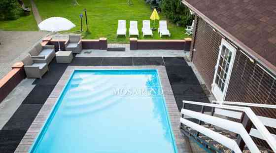 Коттедж, 200 м2 Лобня