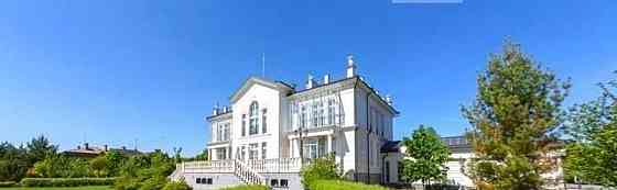 Дом, 1000 м2, 0.6 га, 3 эт. Красногорск