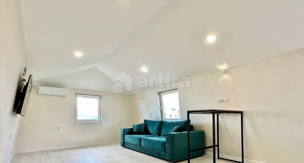 Дом, 140 м2, 0.8 сотки, 3 эт. Алушта - изображение 3