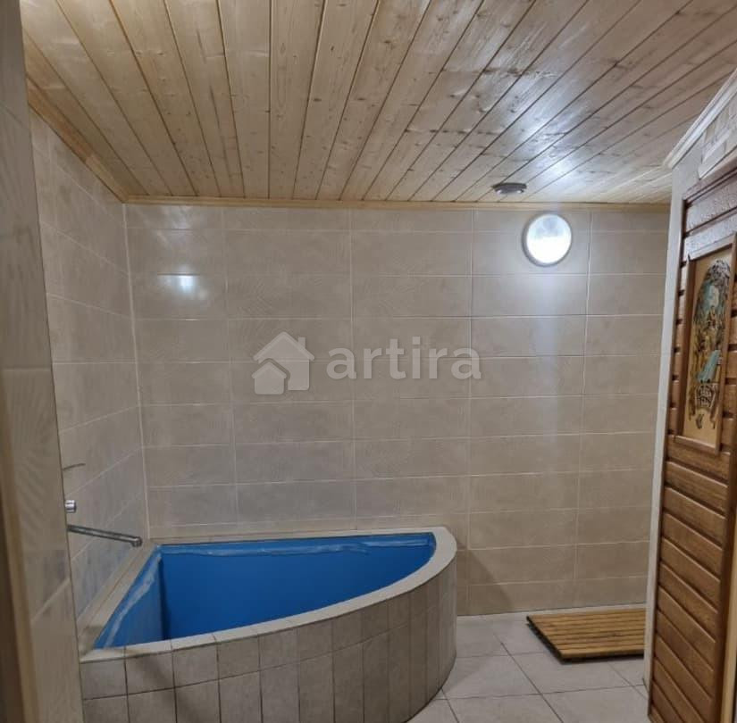 Дом, 240 м2, 9 соток, 2 эт. Мелеуз - изображение 1