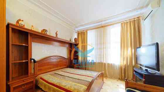 2-комн. квартира, 80 м2, 2/5 эт. Санкт-Петербург