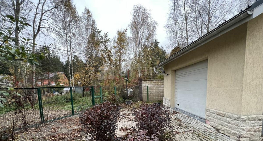 Дом, 220 м2, 8 соток, 2 эт. Красногорск - изображение 1