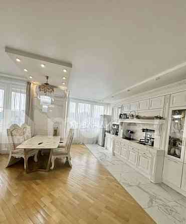 4-комн. квартира, 184 м2, 12/30 эт. Москва