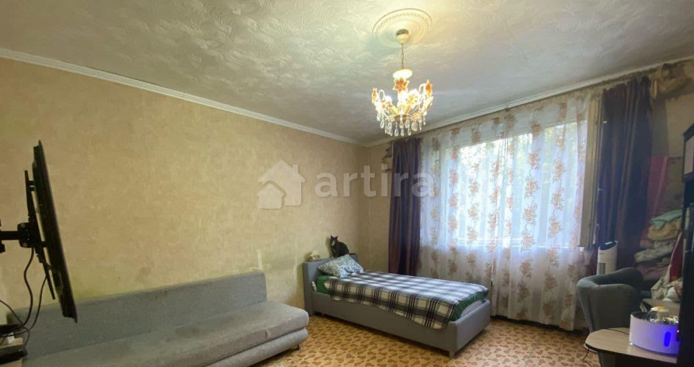 Комната, 24 м2, 2/12 эт. Москва - изображение 1