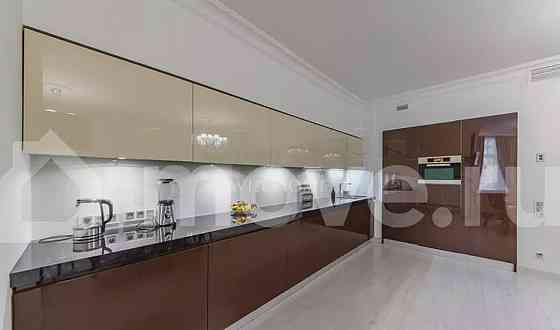 5-комн. апарт-ы, 191.9 м2, 3/7 эт. Москва