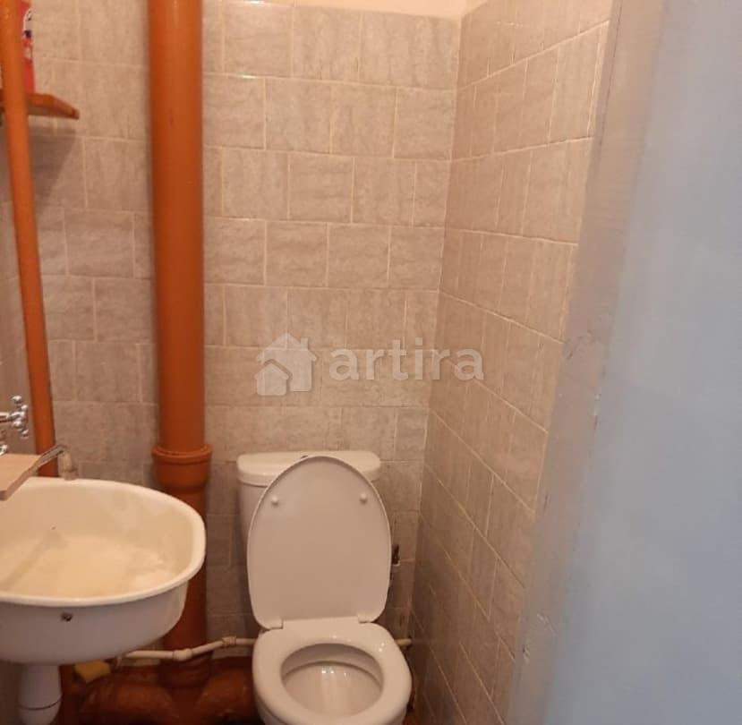 Комната, 70 м2, 1/5 эт. Иркутск - изображение 3