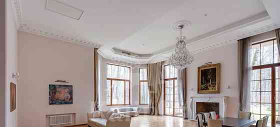 Дом, 575 м2, 48 соток, 2 эт. Москва