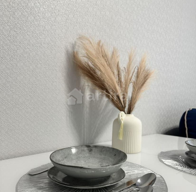 Комната, 90 м2, 1/5 эт. Москва - изображение 2