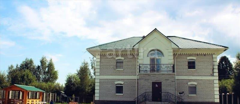 Коттедж, 250 м2 Санкт-Петербург - изображение 1