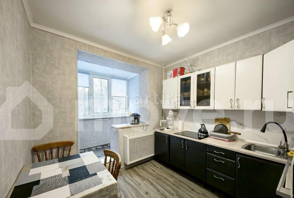 4-комн. квартира, 75 м2, 2/12 эт. Москва - изображение 1