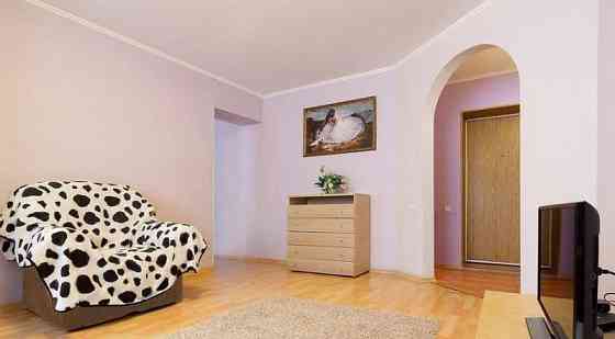 2-комн. квартира, 55 м2, 8/10 эт. Ростов-на-Дону