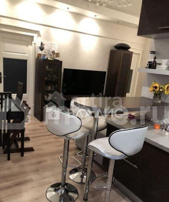 4-комн. квартира, 75 м2, 3/5 эт. Москва - изображение 1