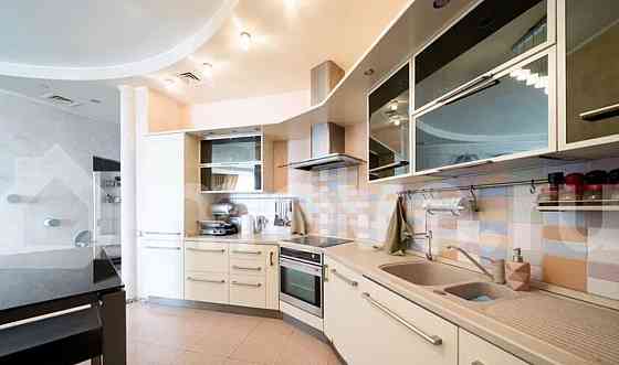 3-комн. квартира, 126.5 м2, 31/48 эт. Москва