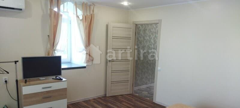 2-комн. квартира, 40 м2, 3/3 эт. Ялта - изображение 5