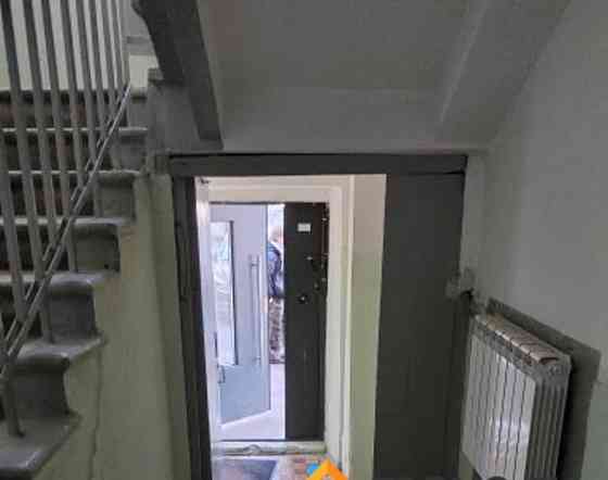 Комната, 33.9 м2, 4/5 эт. Москва