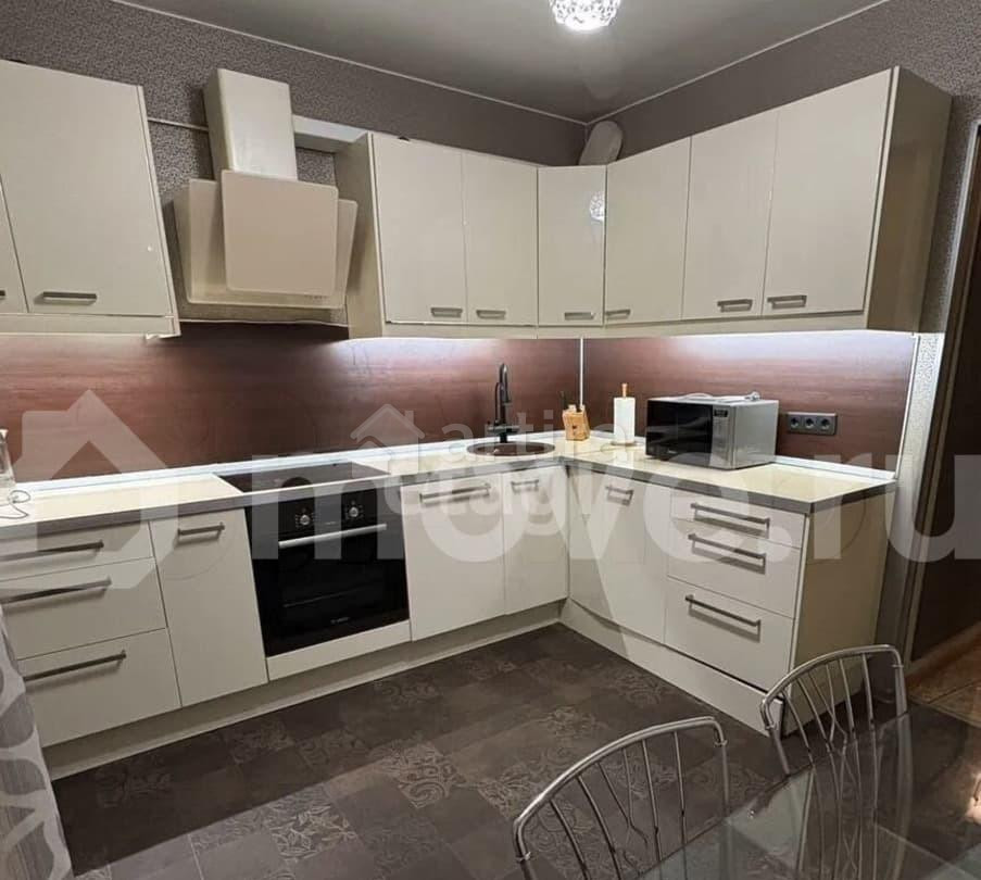 4-комн. квартира, 90.5 м2, 4/17 эт. Москва - изображение 1