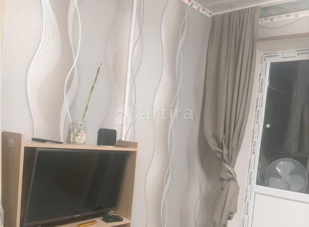 Комната, 4 м2, 22/23 эт. Ростов-на-Дону - изображение 1