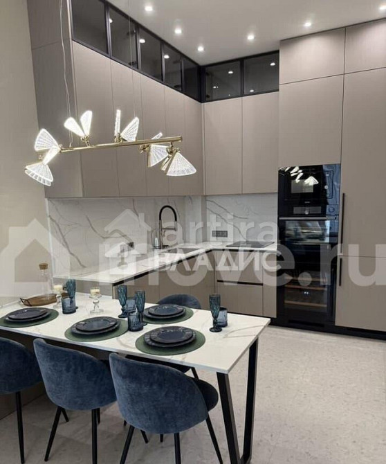 3-комн. апарт-ы, 66 м2, 34/42 эт. Москва - изображение 1