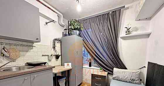 Комната, 9 м2, 1/5 эт. Москва