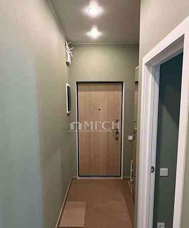 2-комн. квартира, 65 м2, 2/17 эт. Москва