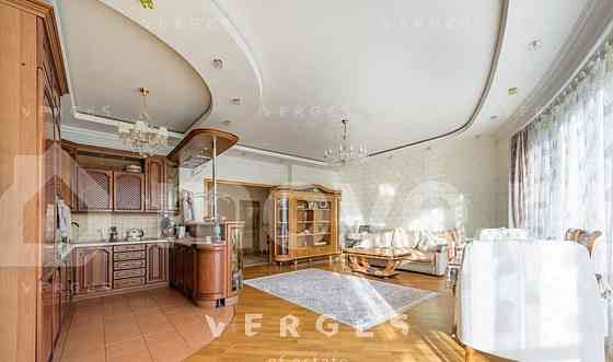 3-комн. квартира, 133 м2, 10/37 эт. Москва