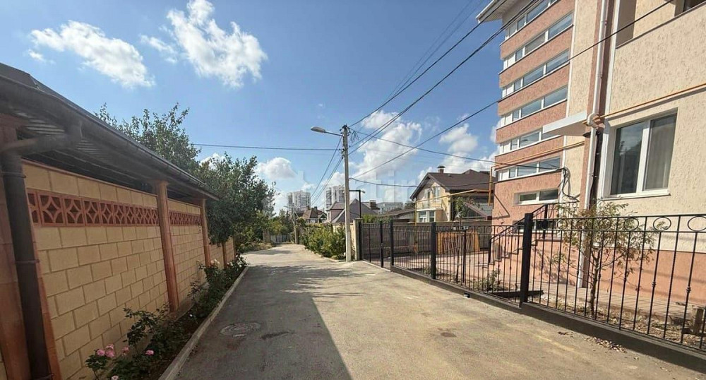 Дом, 450 м2, 5 соток, 3 эт. Симферополь - изображение 3