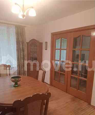 4-комн. квартира, 108.7 м2, 2/5 эт. Москва