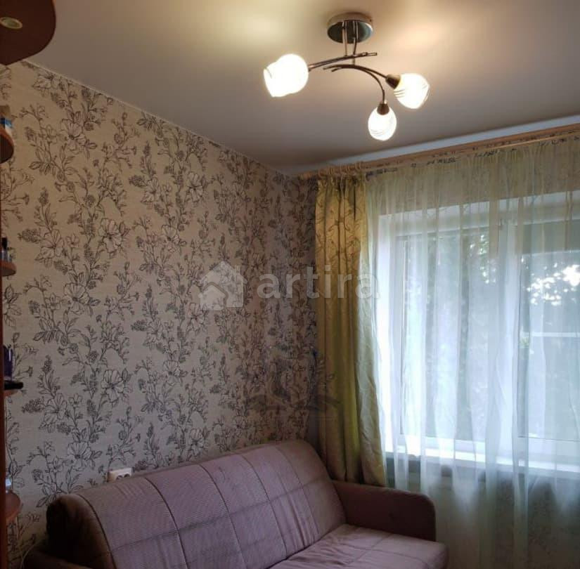 Комната, 8 м2, 4/5 эт. Санкт-Петербург - изображение 1