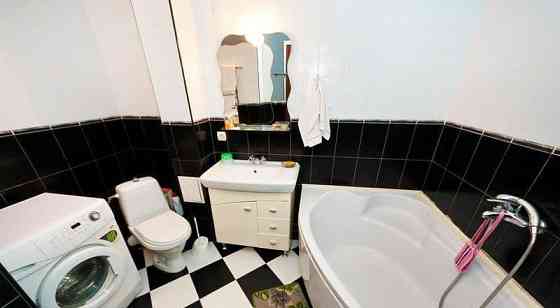 2-комн. квартира, 63 м2, 1/6 эт. Феодосия