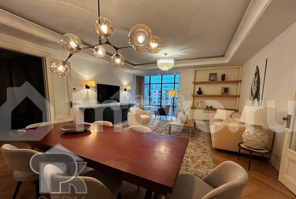 6-комн. квартира, 181.6 м2, 6/8 эт. Москва - изображение 1