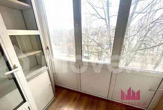 3-комн. квартира, 67 м2, 2/9 эт. Москва