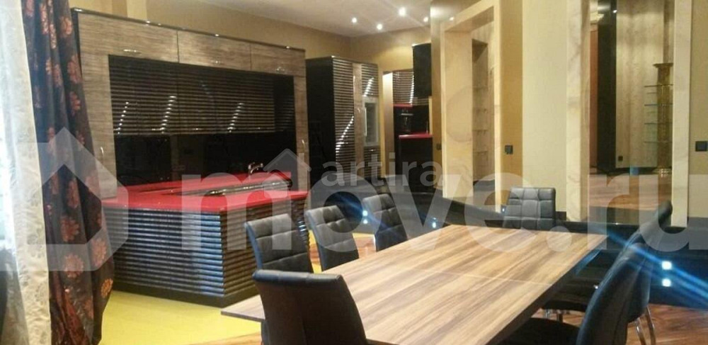 5-комн. квартира, 220 м2, 3/17 эт. Москва - изображение 1