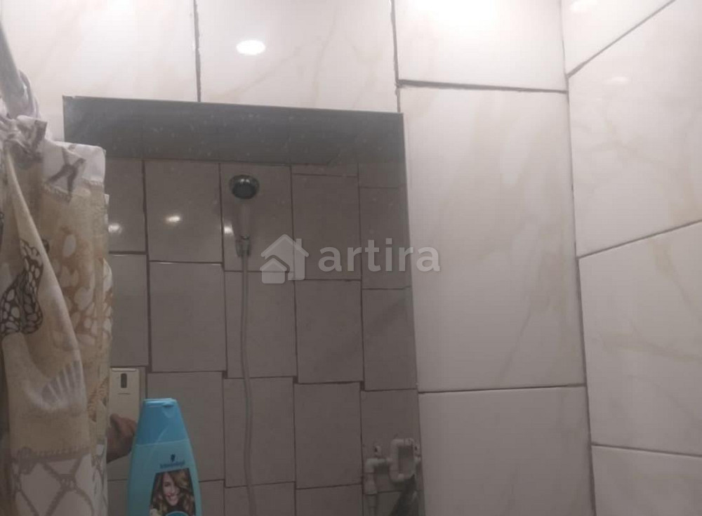 Комната, 4 м2, 22/23 эт. Ростов-на-Дону - изображение 3