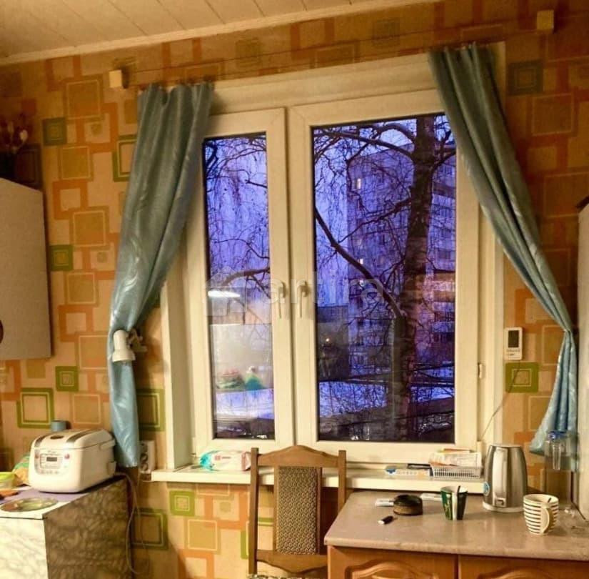 Комната, 14.7 м2, 2/12 эт. Москва - изображение 1