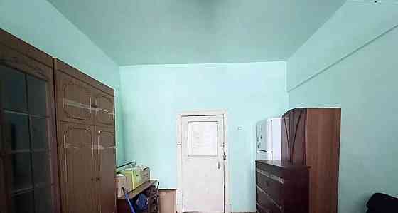 Комната, 34.9 м2, 2/5 эт. Москва