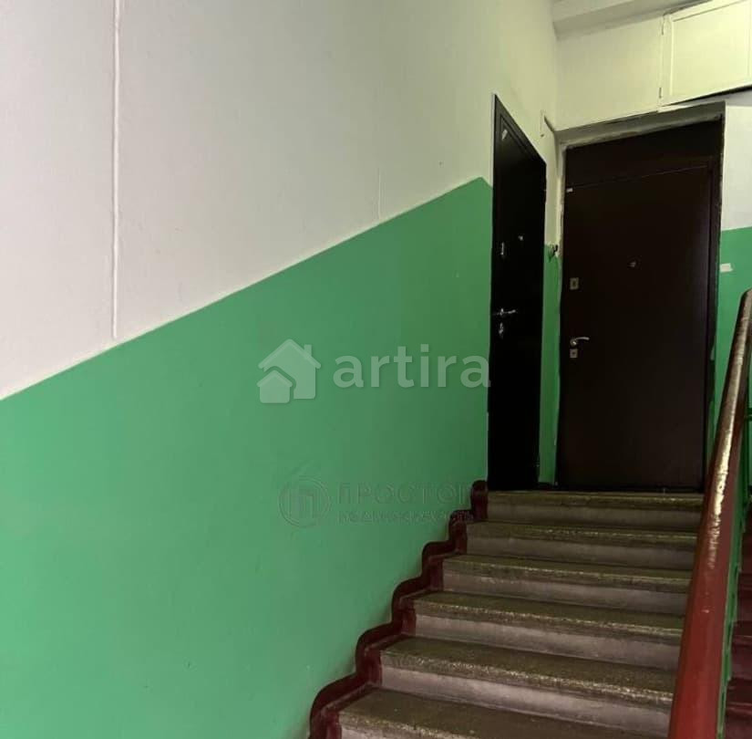 Комната, 18.4 м2, 2/5 эт. Москва - изображение 2