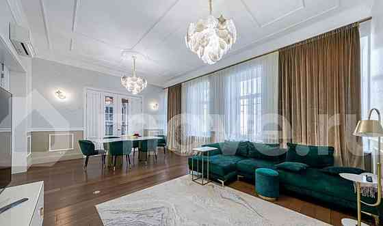 4-комн. квартира, 176 м2, 5/8 эт. Москва