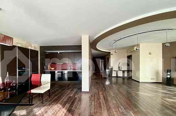 5-комн. квартира, 187.5 м2, 32/50 эт. Москва