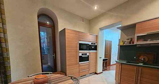 Дом, 433.1 м2, 31 сотка, 3 эт. Одинцово