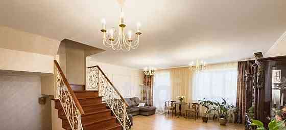 Таунхаус, 262 м2, 3 сотки, 3 эт. Кострома