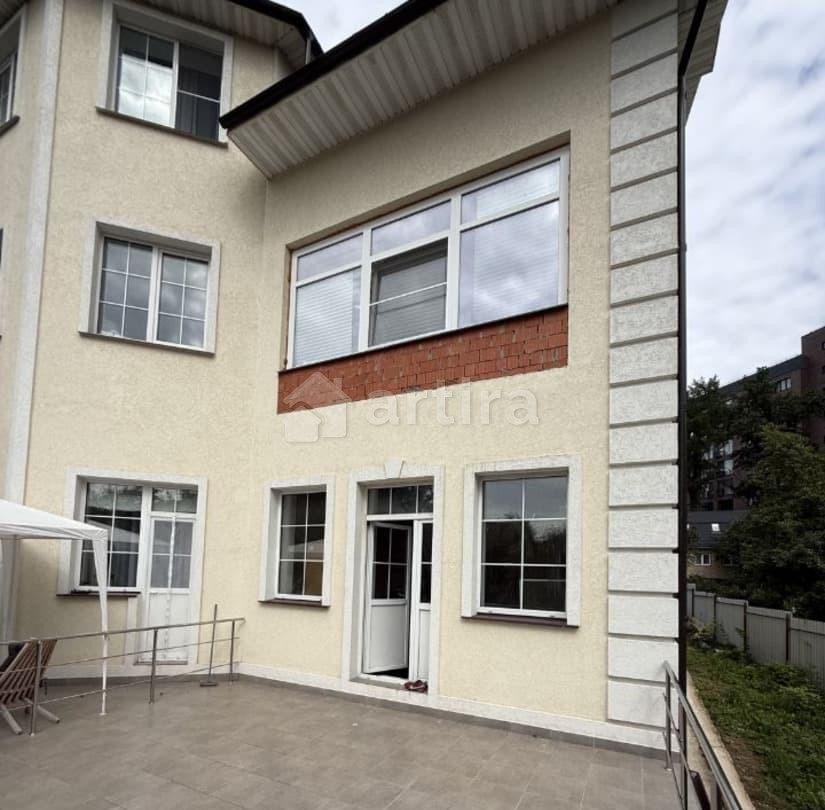 Комната, 35 м2, 1/3 эт. Москва - изображение 2